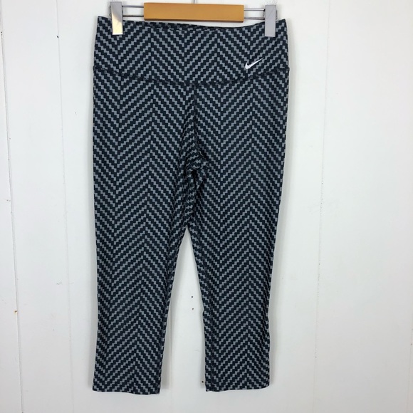 Nike Legend 2.0 Dri Fit Zig-Zag Capri Leggings Sz S - Picture 7 of 14